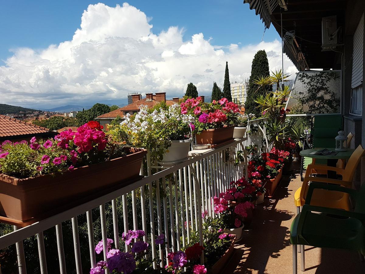 Apartment Balcony *